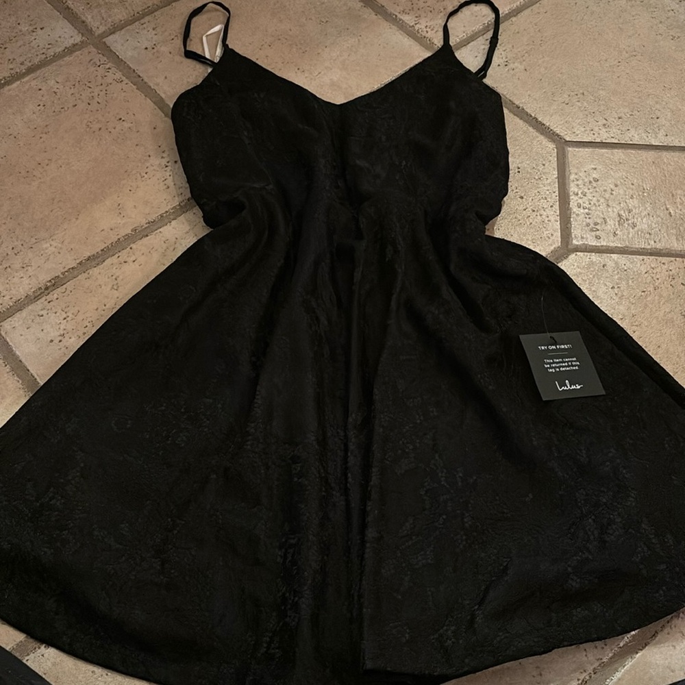 NWT Lulus Mini dress